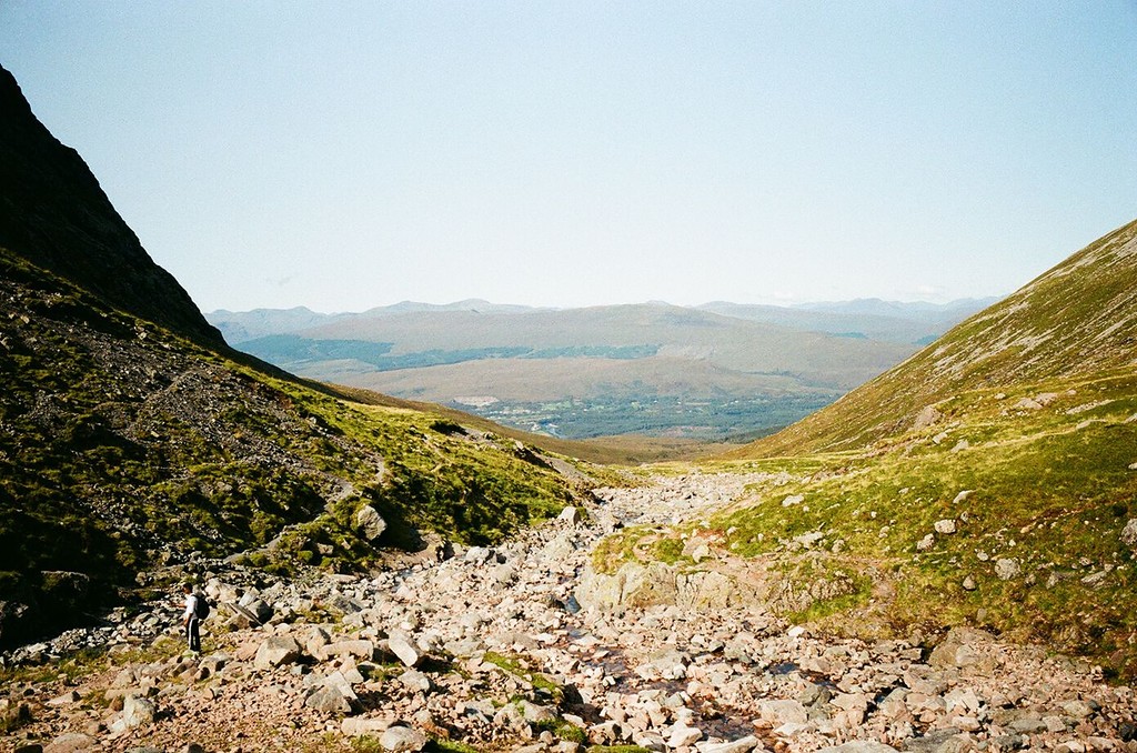B000037670034